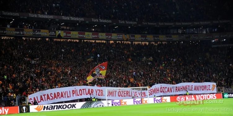 Galatasaray taraftarları Çekmeköy’deki şehitlerimizi unutmadı