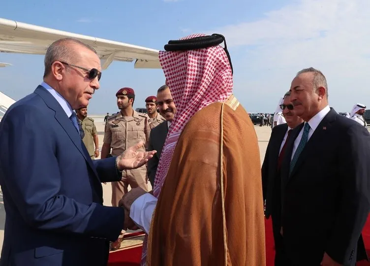Başkan Erdoğan Katar'a indi! İşte Erdoğan'a yapılan karşılamadan görüntüler