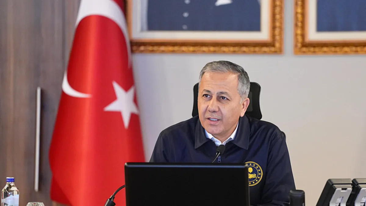 İçişleri Bakanlığı’ndan yeni yıl tedbirleri için toplantı: Gerekli planlamalar yapıldı İçişleri Bakanlığı’ndan yeni yıl tedbirleri için toplantı: Gerekli planlamalar yapıldı