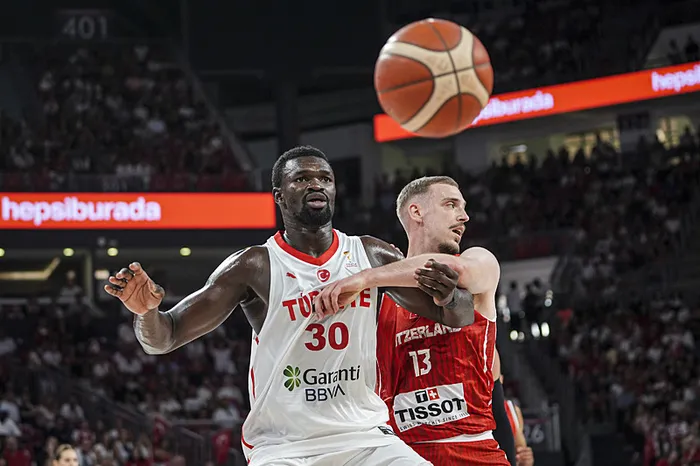 a-milli-erkek-basketbol-takimi-isvicreyi-devirdi-namaglup-lideriz-1783361404588.jpeg