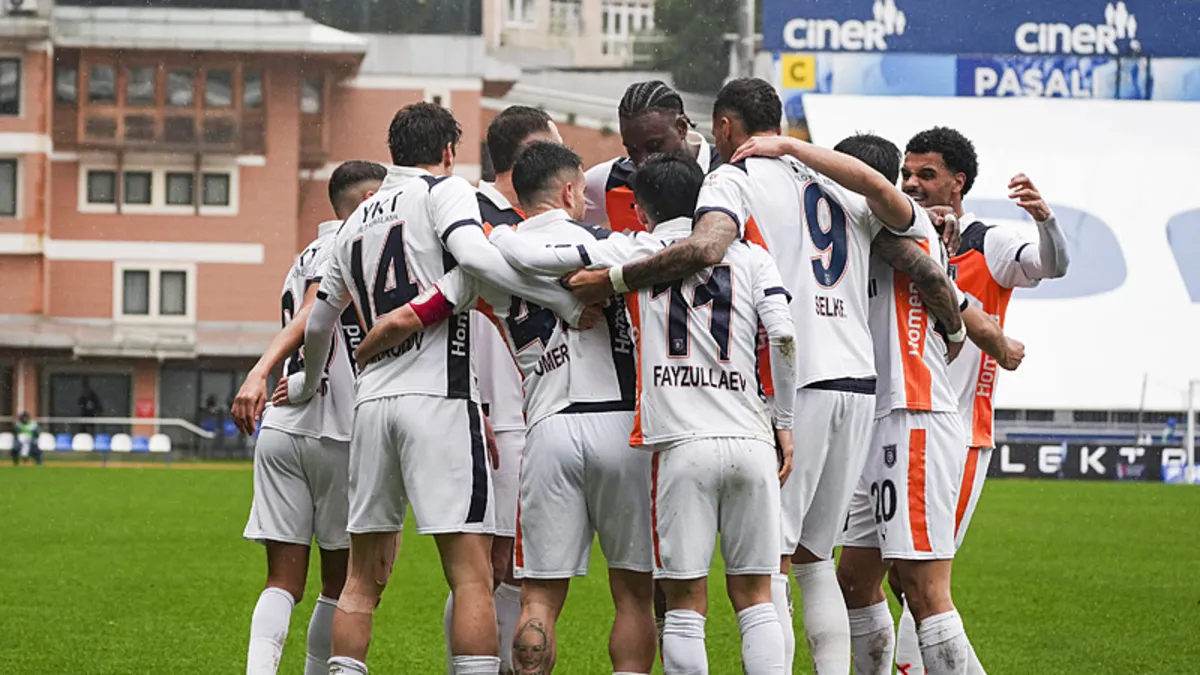 İstanbul derbisinde kazanan Başakşehir! – Son Dakika Spor Haberleri