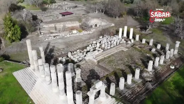 Apollon Smintheus Tapınağı'nda 2 bin yıllık mezar bulundu | Video