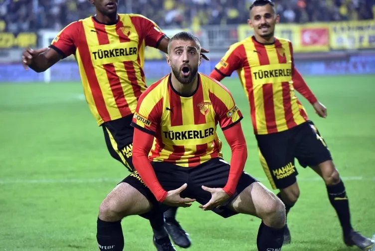 Fenerbahçe’nin transfer listesi ortaya çıktı! 4 yıldız birden