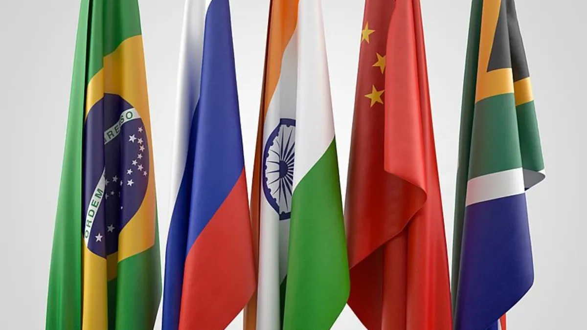 BRICS Dışişleri Bakanları Hindistan’da bir araya geldi BRICS Dışişleri Bakanları Hindistan’da bir araya geldi