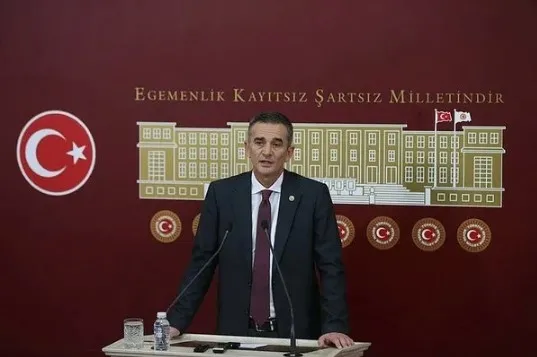 umit-dikbayir-mufettislerin-fotograflarini-izinsiz-cekmisti-diyanet-isleri-baskanligi-harekete-gecti-1739609219017.jpg