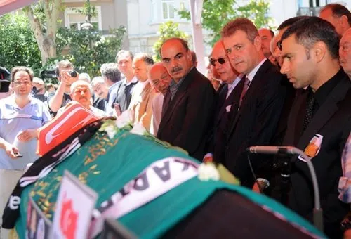 Vedat Okyar böyle uğurlandı