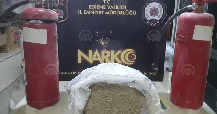 Edirne’de yangın tüplerine gizlenmiş 10 kilo 320 gram eroin ele geçirildi