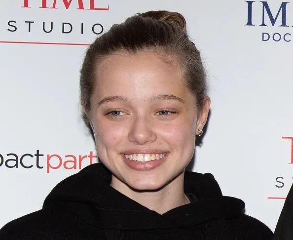 Annesi Angelina Jolie, babası Brad Pitt! Ama o milyon dolarlık hayatı elinin tersiyle itti: Şoke eden o sebep...