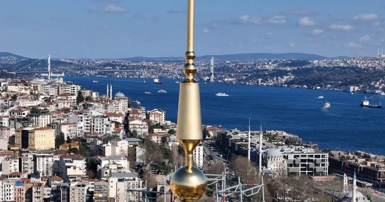 İstanbul’un sembol yapılarından Galata Kulesi alemine kavuştu