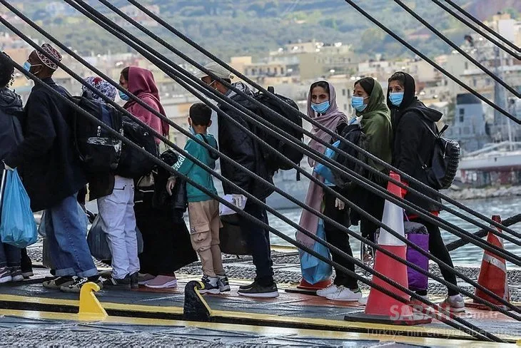 Komşuda normalleşme başlıyor! Halk 42 gün sonra sokakta...