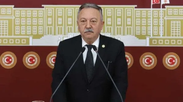 chp-izmirde-adaylik-surecini-eline-yuzune-bulastirdi-ciglide-yildirim-gitti-yildiz-geldi-1706956204471.jpg