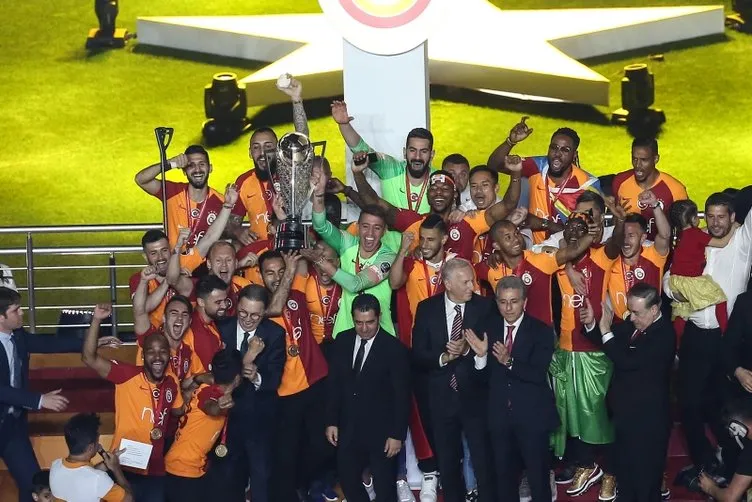 Galatasaray’ın şampiyonluk kutlamalarına o anlar damga vurdu