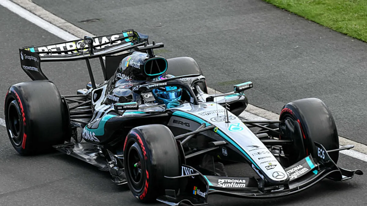 Avustralya Grand Prix’inde pole pozisyonu George Russell’ın! Avustralya Grand Prix’inde pole pozisyonu George Russell’ın!