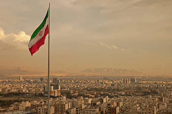 hazar-denizinde-gerilim-ukrayna-iran-gemisine-saldirdi-zelenskiyden-beklenen-aciklama-geldi-1785050879868.jpg Hazar Denizi’nde gerilim! Ukrayna İran gemisine saldırdı: Ukrayna'da beklenen açıklama geldi!