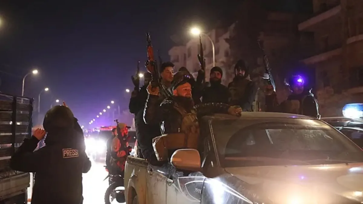 Son dakika haberi: Suriye’de geçici ateşkes ilan edildi! Teröristlere Halep’ten çıkmaları için süre verildi Son dakika haberi: Suriye’de geçici ateşkes ilan edildi! Teröristlere Halep’ten çıkmaları için süre verildi