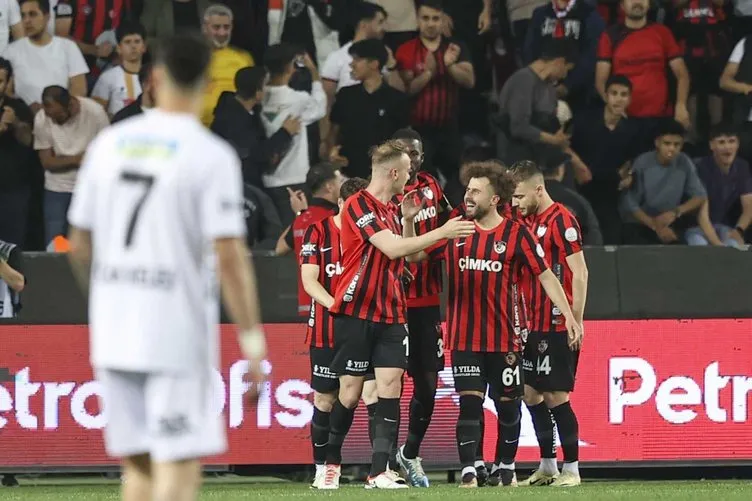 SON DAKİKA HABERİ: Kulüplerin harcama limitleri açıklandı! İşte takım takım o liste...