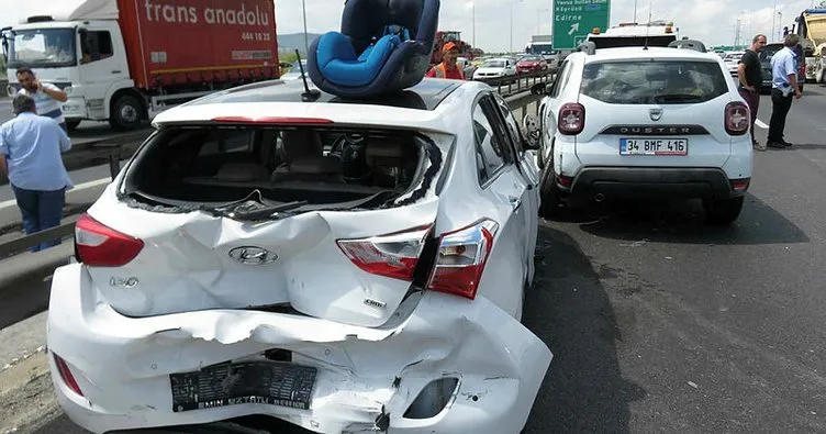 Son dakika: TEM Otoyolu Kurtköy kavşağında zincirleme trafik kazası meydana geldi