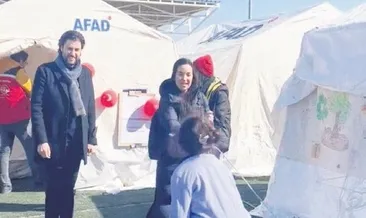 Depremzede miniklere moral verdiler