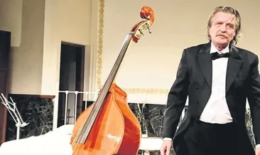 Bu kontrbas 34 yıldır çalıyor