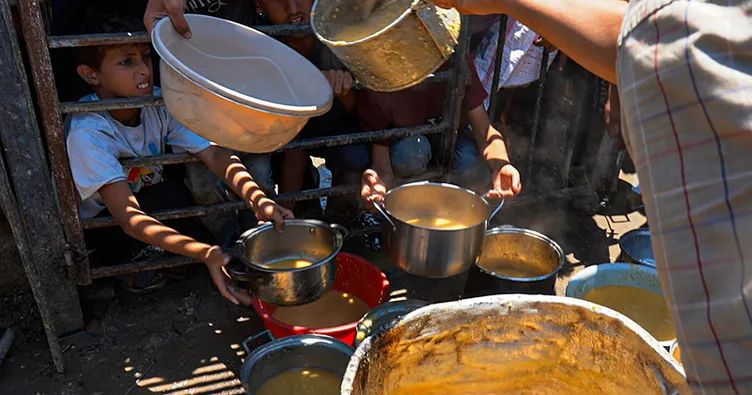 Gazze açlıkla boğuşuyor: Son 24 saatte 4 can kaybı daha