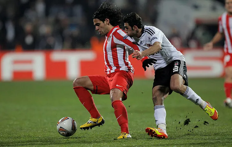 Radamel Falcao, Galatasaray'da! Sözleşmesindeki ilginç madde...