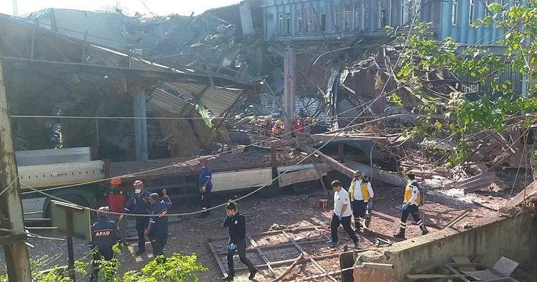 Bursa’da tekstil fabrikasında patlama ve göçük: 5 ölü, 16 yaralı 4- Yeniden