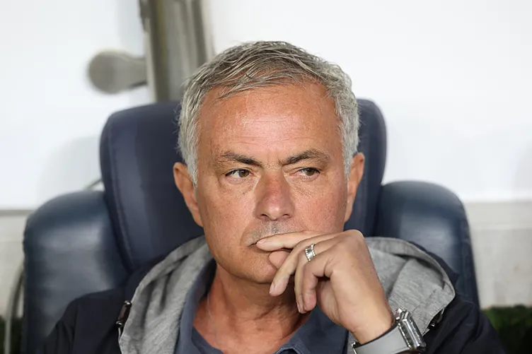 SON DAKİKA HABERİ: Fenerbahçe Galatasaray derbisinde Torreira’dan inanılmaz gol! Osimhen asistiyle mest etti