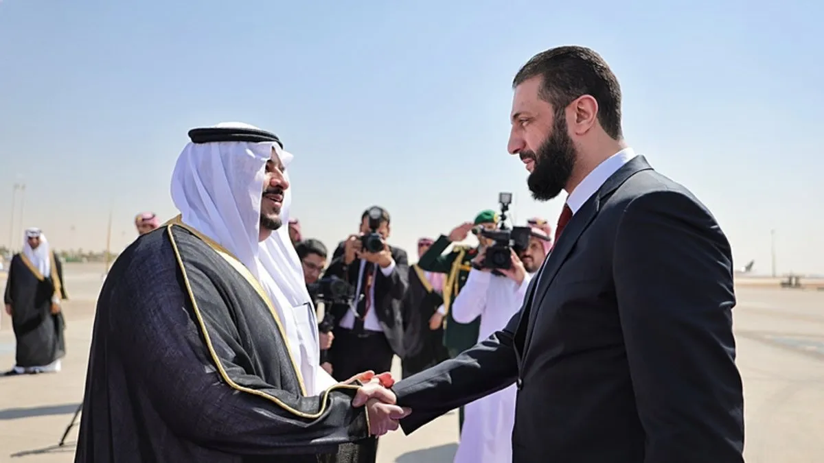 Suriye Cumhurbaşkanı Şara Suudi Arabistan’da Suriye Cumhurbaşkanı Şara Suudi Arabistan’da