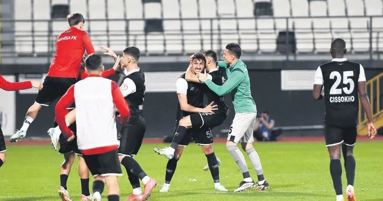 Manisa FK kazandı bakkal istifa etti