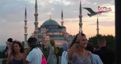 Bu pozu çektirmek için dünyanın her yerinden İstanbul’a geliyorlar | Video