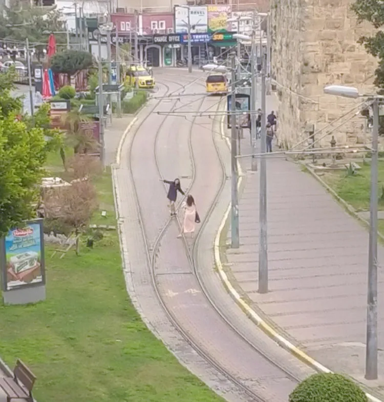 Antalya’da kısıtlamadan muaf turistlerin selfie çılgınlığı! - 3