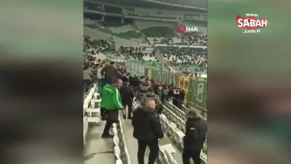 Bursalı taraftarların maç sonrası tekme tokat kavga anı kamerada | Video