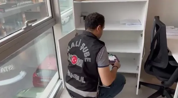 son-dakika-izmit-belediyesine-operasyonda-yeni-gelisme-adliyeye-sevk-edildiler-1784787567853.jpg