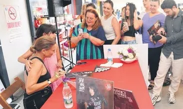 Urla’da keyifli imza günü