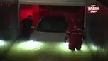 İzmir’de otoparkı su bastı, lüks araçlar sular altında kaldı | Video