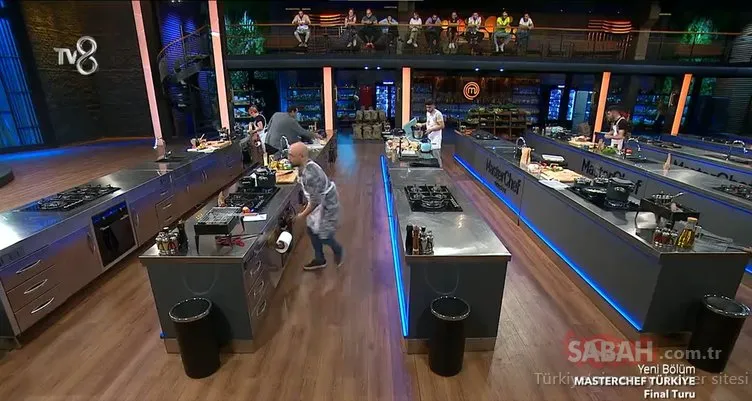 MasterChef ana kadroya kim girdi? TV8 ile 17 Ağustos MasterChef’te kim kazandı, önlüğü hangi yarışmacı aldı?