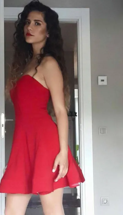 Yaprak Dökümü’nün Ayşe’si Şebnem Ceceli yıllar sonra ortaya çıktı! Bennu Yıldırımlar sosyal medyadan paylaştı