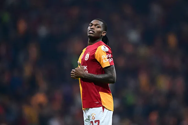 galatasarayin-rafael-leao-hedefi-belli-oldu-1792474516576.jpg