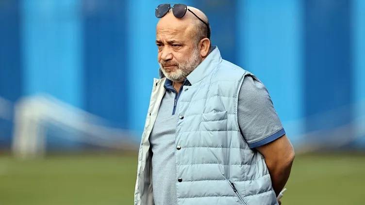 Adana Demirspor neden sahadan çekildi? Murat Sancak’tan sert tepki!