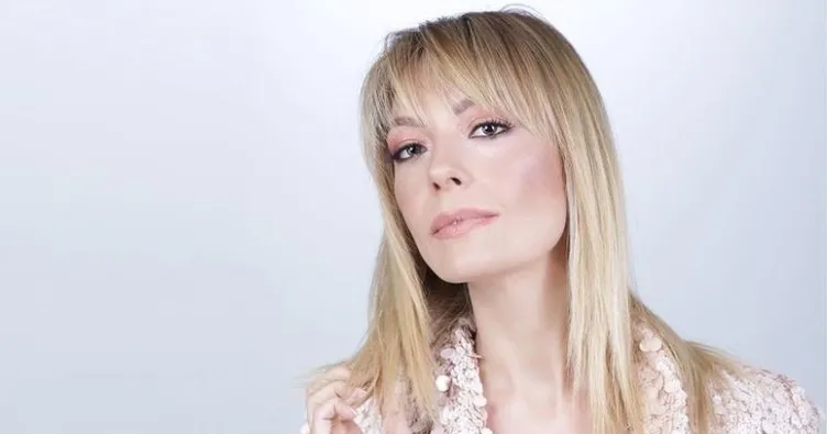 Oyuncu Özge Özder ’büyüklük bende kalsın’ dedi! Alkolün ve gençliğin etkisiyle istemeden oldu