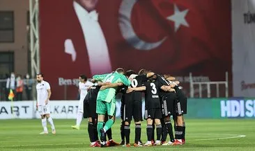 Beşiktaş’a 3 isimden müjde! Vida, Teixeira ve Necip Sivas kadrosunda yer aldı