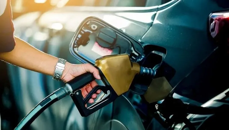 Benzin motorin fiyatı son durum nasıl? İstanbul, Ankara, İzmir benzin ve motorin litre fiyatı ne kadar, kaç TL oldu, zam geldi mi?