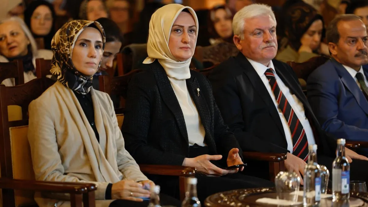 KADEM'in 10. Kadın Araştırmaları Kongresi başladı! Prof Dr. Ekrem Demirli: İslam, kadın ve erkekten önce insanı öne çıkarır