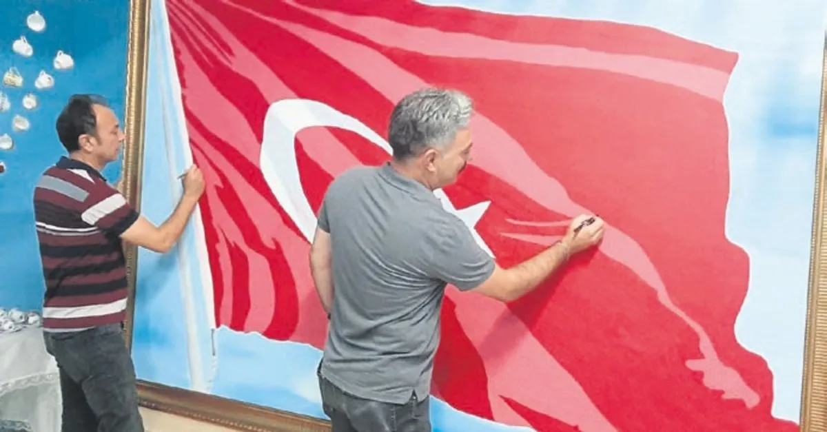 Bu Turk Bayraginda 36 Bin 647 Sehidin Ismi Var Guney Haberleri