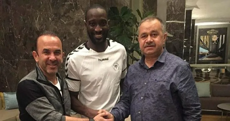 Yatabare Konyaspor’a resmi imzayı attı
