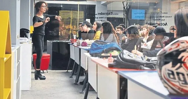 Elçin Tün Koleji duvarlarını yıktı