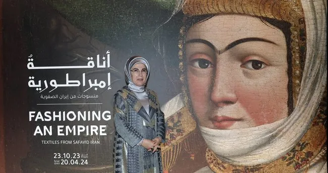 Emine Erdoğan’dan Katar’da İslam Sanatları Müzesi’ne ziyaret Emine Erdoğan’dan Katar’da İslam Sanatları Müzesi’ne ziyaret