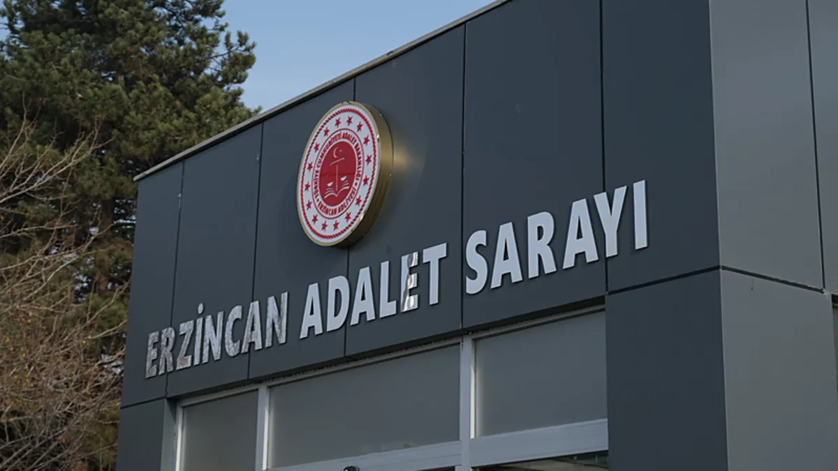 Erzincan’da rafting etkinliğinde taciz! 1 kişi tutuklandı! Erzincan’da rafting etkinliğinde taciz! 1 kişi tutuklandı!