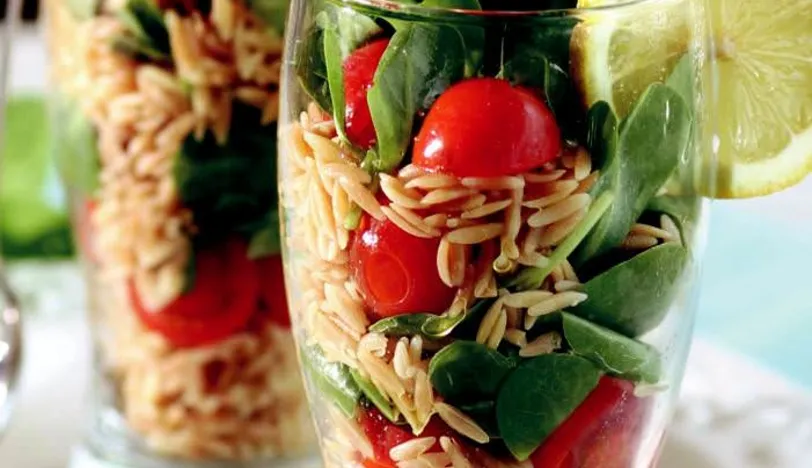 Bardakta Şehriye Salatası