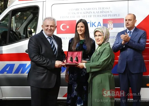 Emine Erdoğan Belgrad'da çocuk hastanesini ziyaret etti